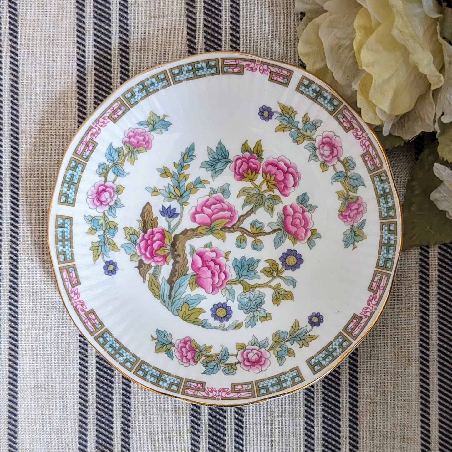 Vintage Tea Cup & Saucer