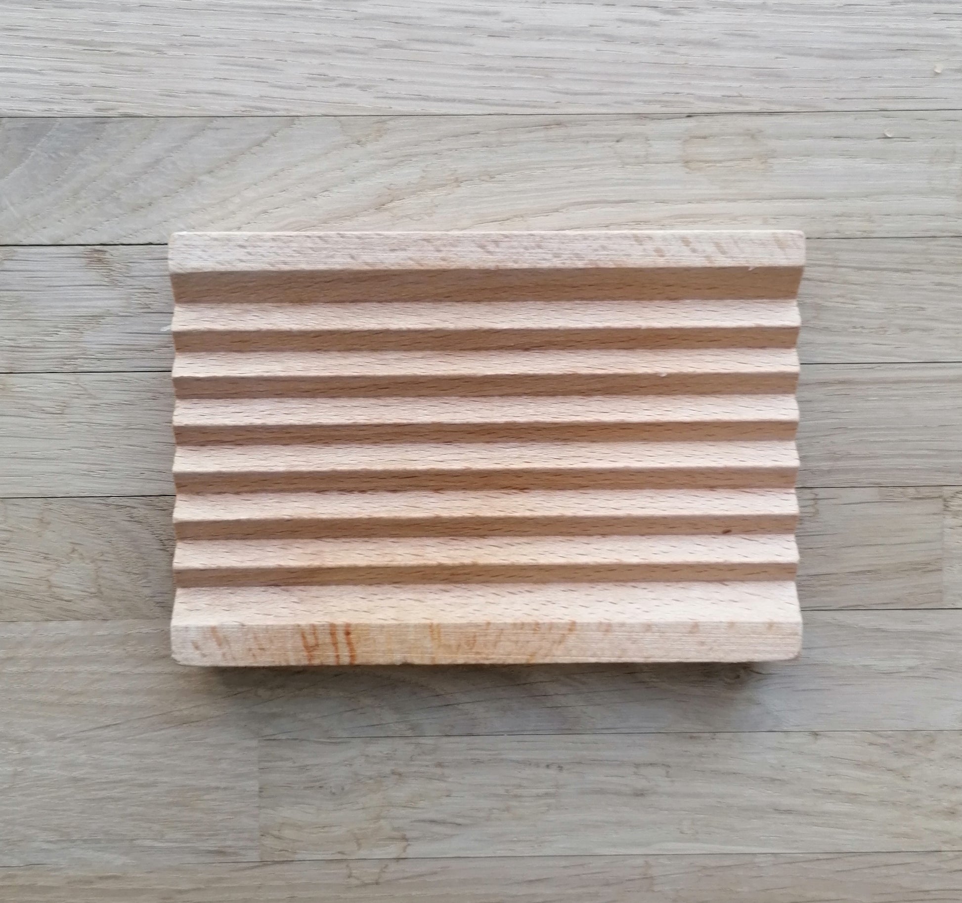 Hemu wood soap dish - LV Apothecary