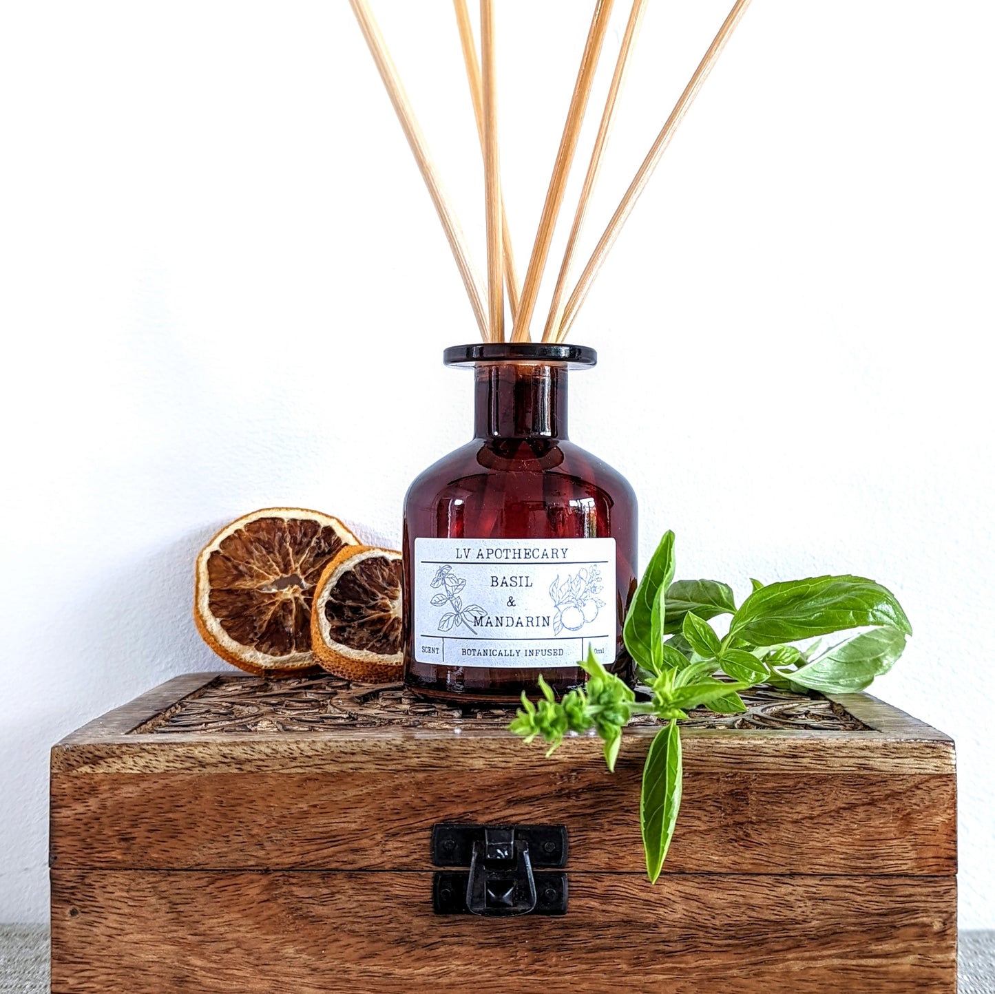 Basil & Mandarin Apothecary Diffuser 140ml